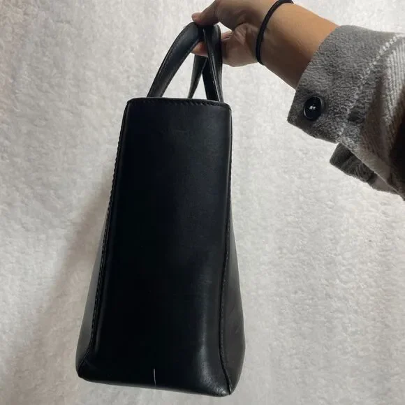 Kate Spade New York Black Leather Structured Satchel Handbag Missing Strap - Picture 4 of 16